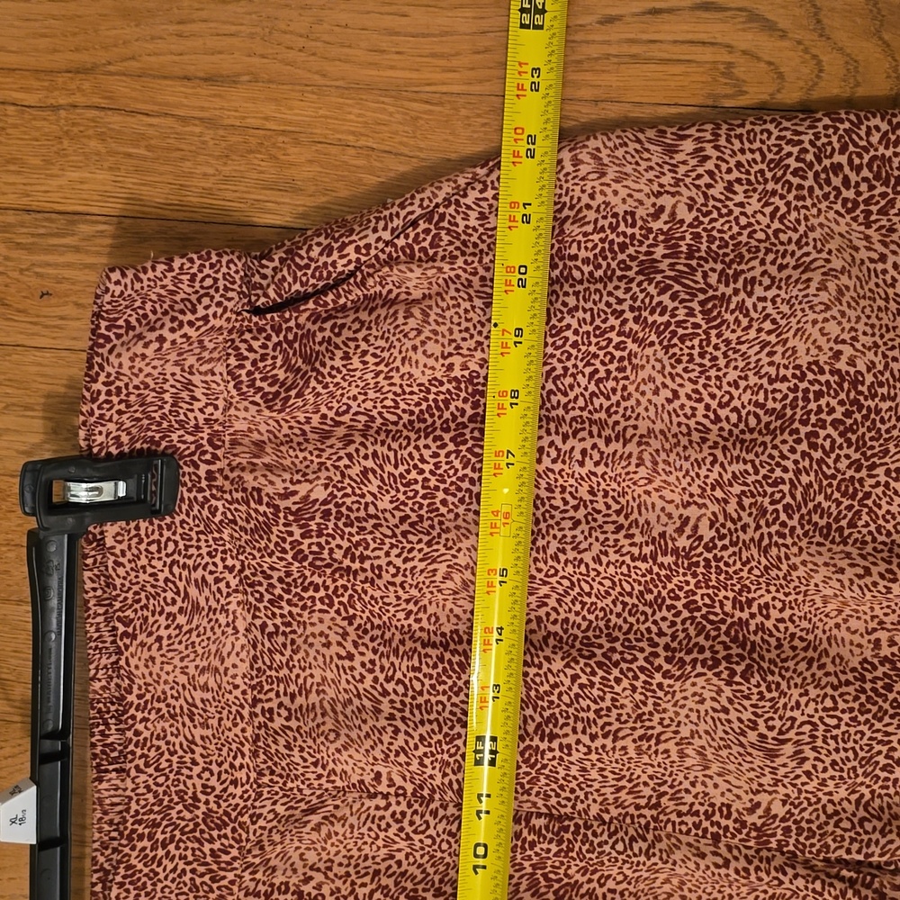 JESSICA SIMPSON BRAND WOMEN'S PLUS SIZE LEOPARD PRINT PANTS SIZE 2X - Picture 8 of 14